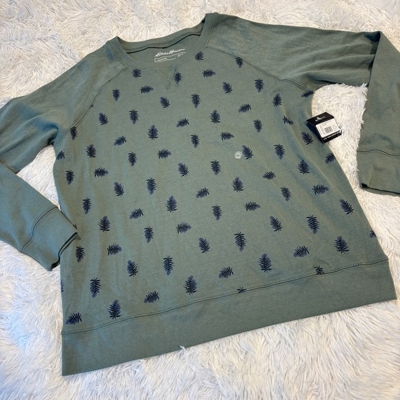 Eddie Bauer legend wash Crew Sweatshirt - LEAF P
MINRALGRN NWT Lg - Picture 10 of 10